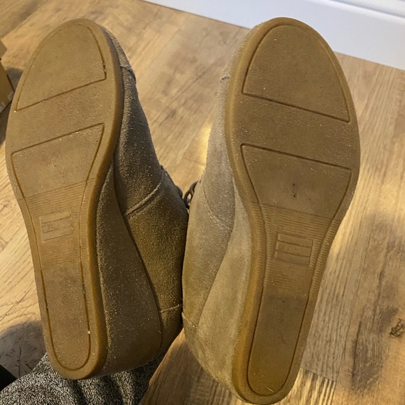 TOMS “Desert Wedge” lace up bootie - Picture 7 of 8